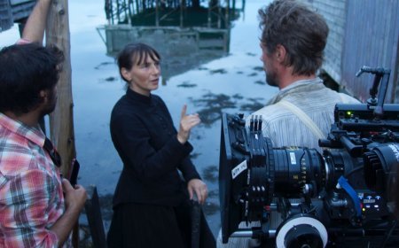 How Unpredictability & Spontaneity Made Hokum’s Casting and Dialogues More Effective