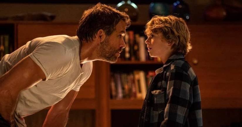 Percy Jackson Cast Alongside Walker Scobell