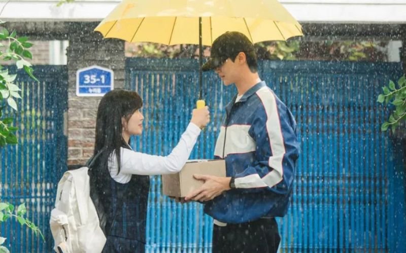 Lovely Runner Is One of the Top K-Dramas for First Love and Time Travel