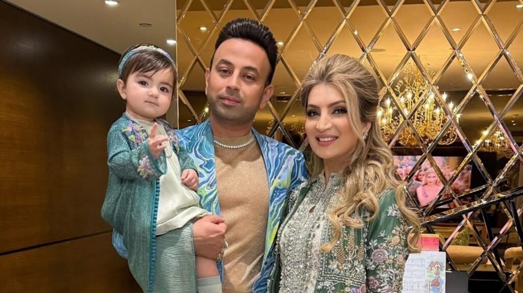 Satish and Tabinda Sanpal Net Worth